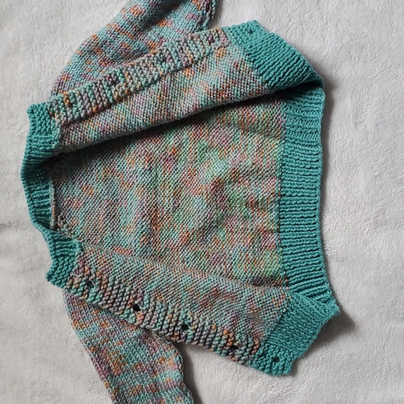 Brand New 100% handmade baby knitted sweater - Picture 10 of 11